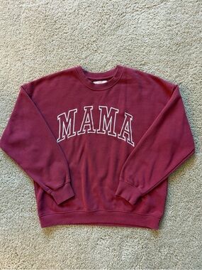 Maroon 'MAMA' Crewneck Sweatshirt Size Medium Relaxed Fit Cozy Vacation Beach
